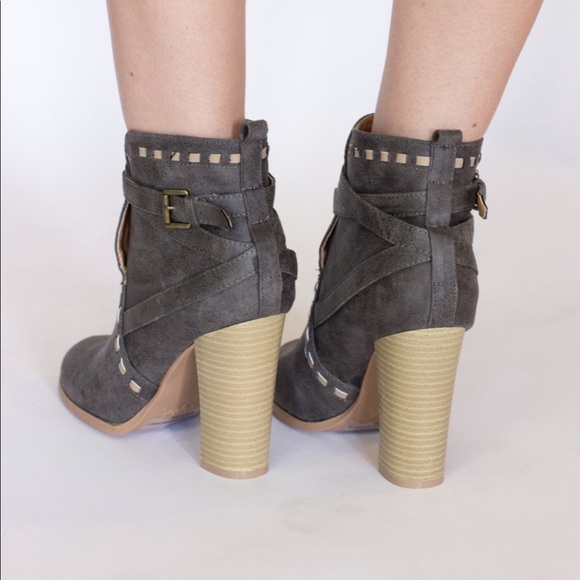 Grey Booties - Picture 3 of 3